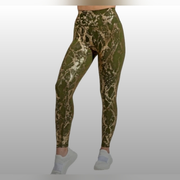 Buff Bunny Collection Rebel Legging - Picture 7 of 7